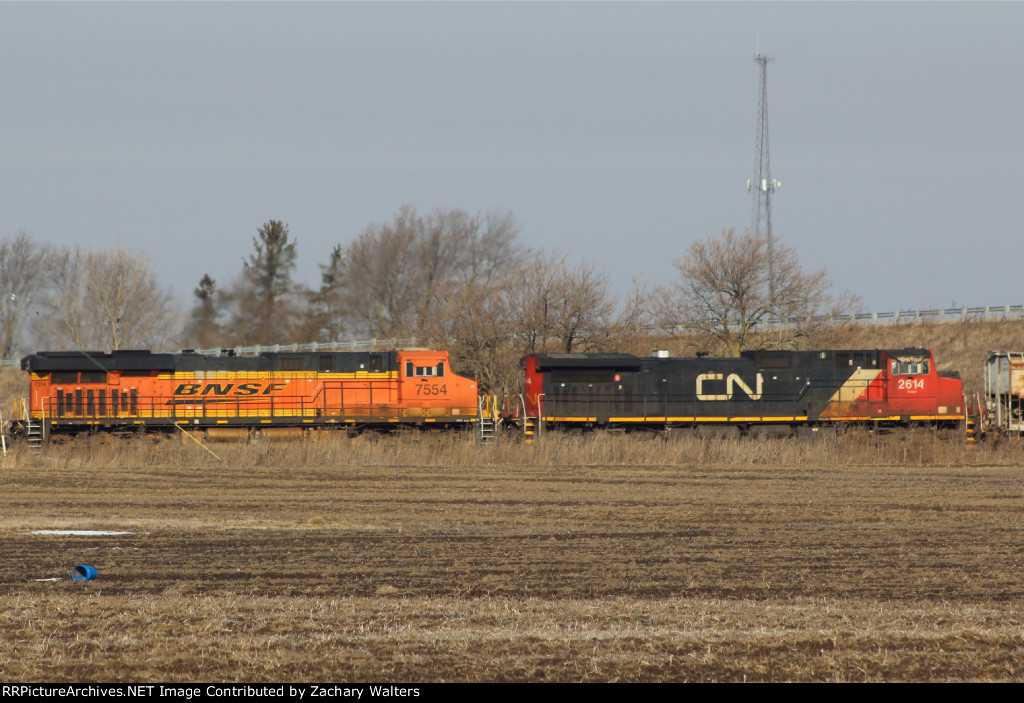 BNSF 7554 CN 2614